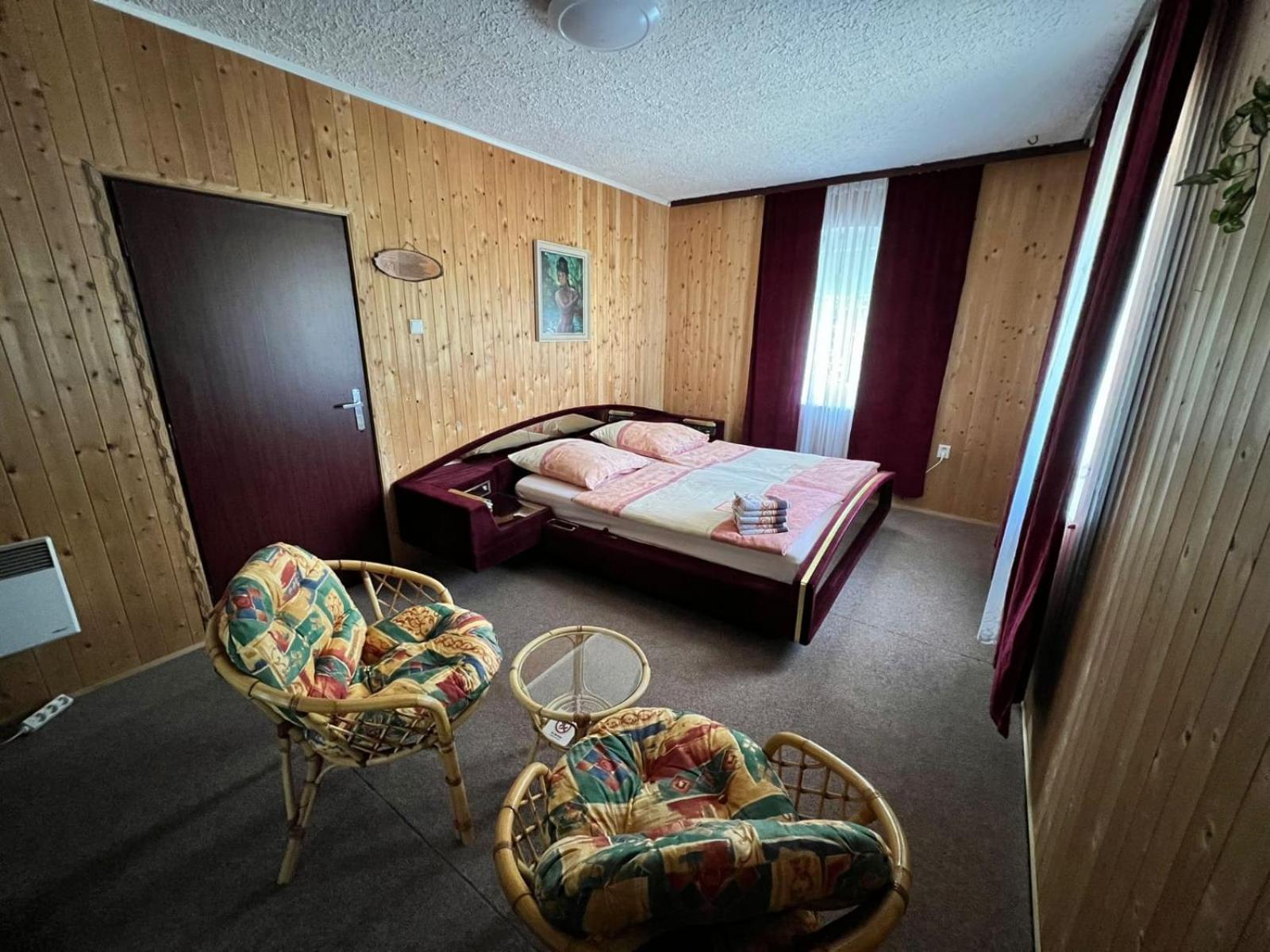 Apartmany Merkel Broumov Exterior foto